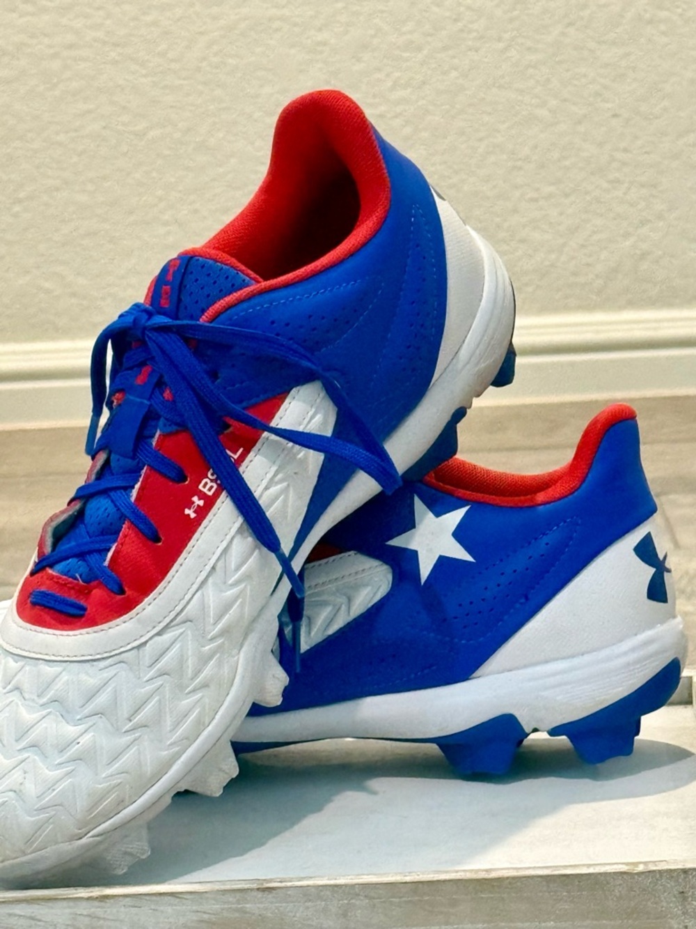 Under Armour Men’s Leadoff Low Texas Baseball Cleats, EUC, Size 9